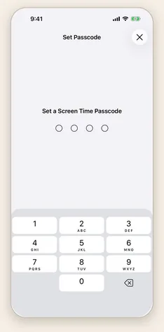 The Set Passcode screen, asking for a four-digit Screen Time passcode, with the number pad below.