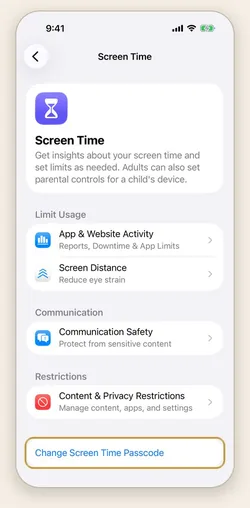 The Screen Time screen, with Change Screen Time Passcode highlighted at the bottom.